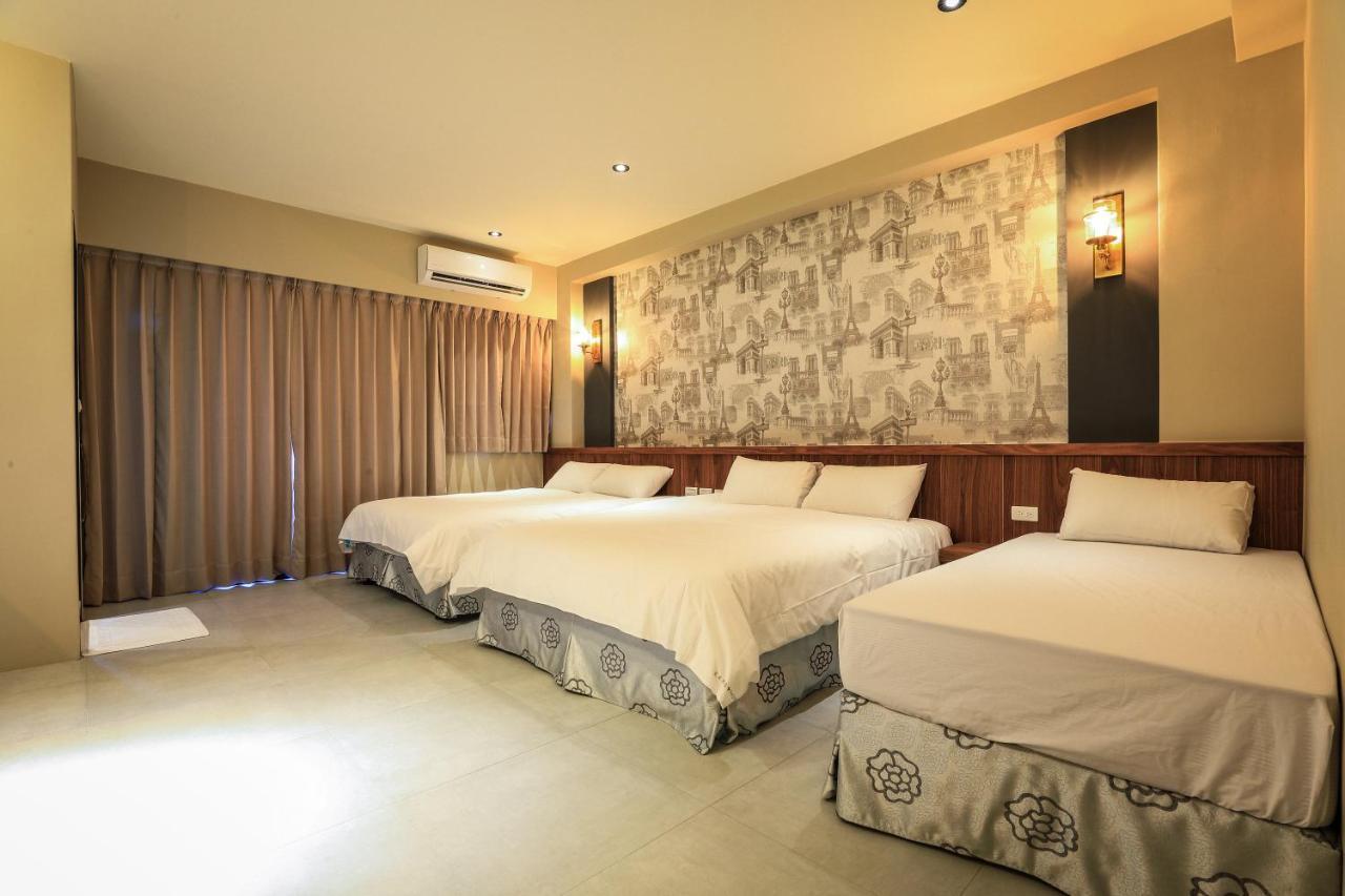 Sharp B&B Makung Kültér fotó